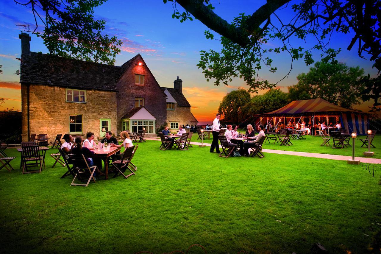 The Old Lodge Stroud  Eksteriør billede